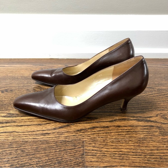 💠 VARDA Kitten Heel Pumps - Picture 2 of 9